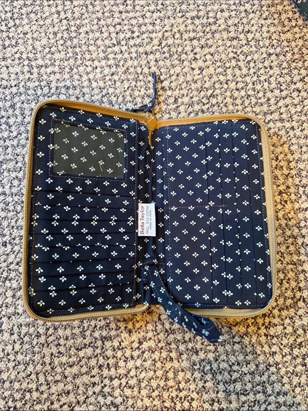 Bela Taylor American Flag Patchwork Quilted Tote, Wallet and Glasses Set